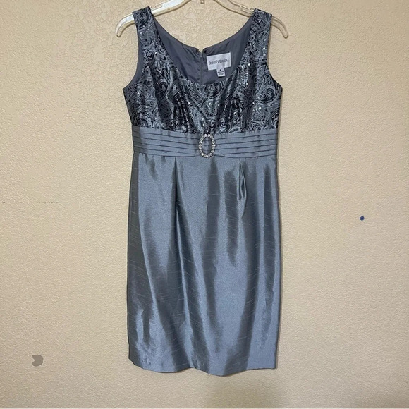 Davids Bridal Mother's Wedding Dress size 6 - Picture 2 of 16